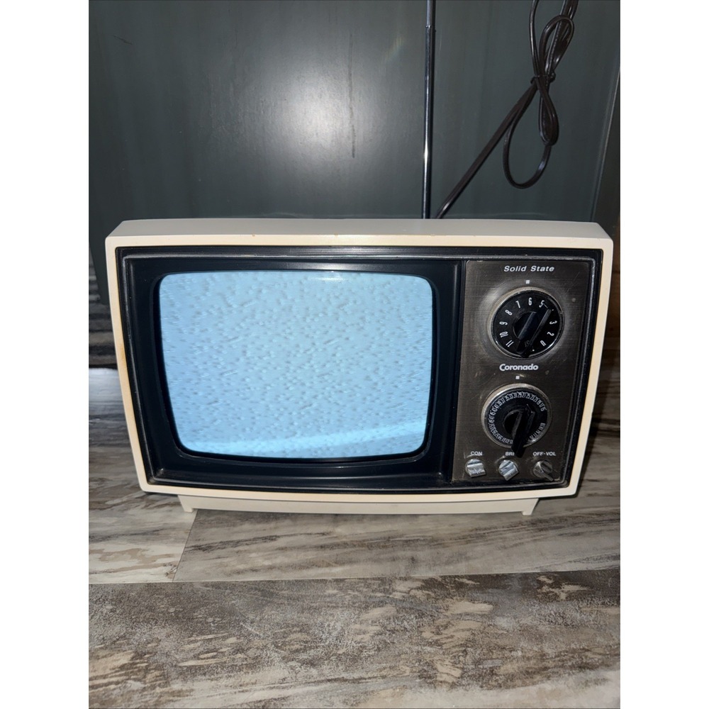 Vintage Zenith Black White Portable Solid State TV 1978 Model TV25-1013F Beige 9